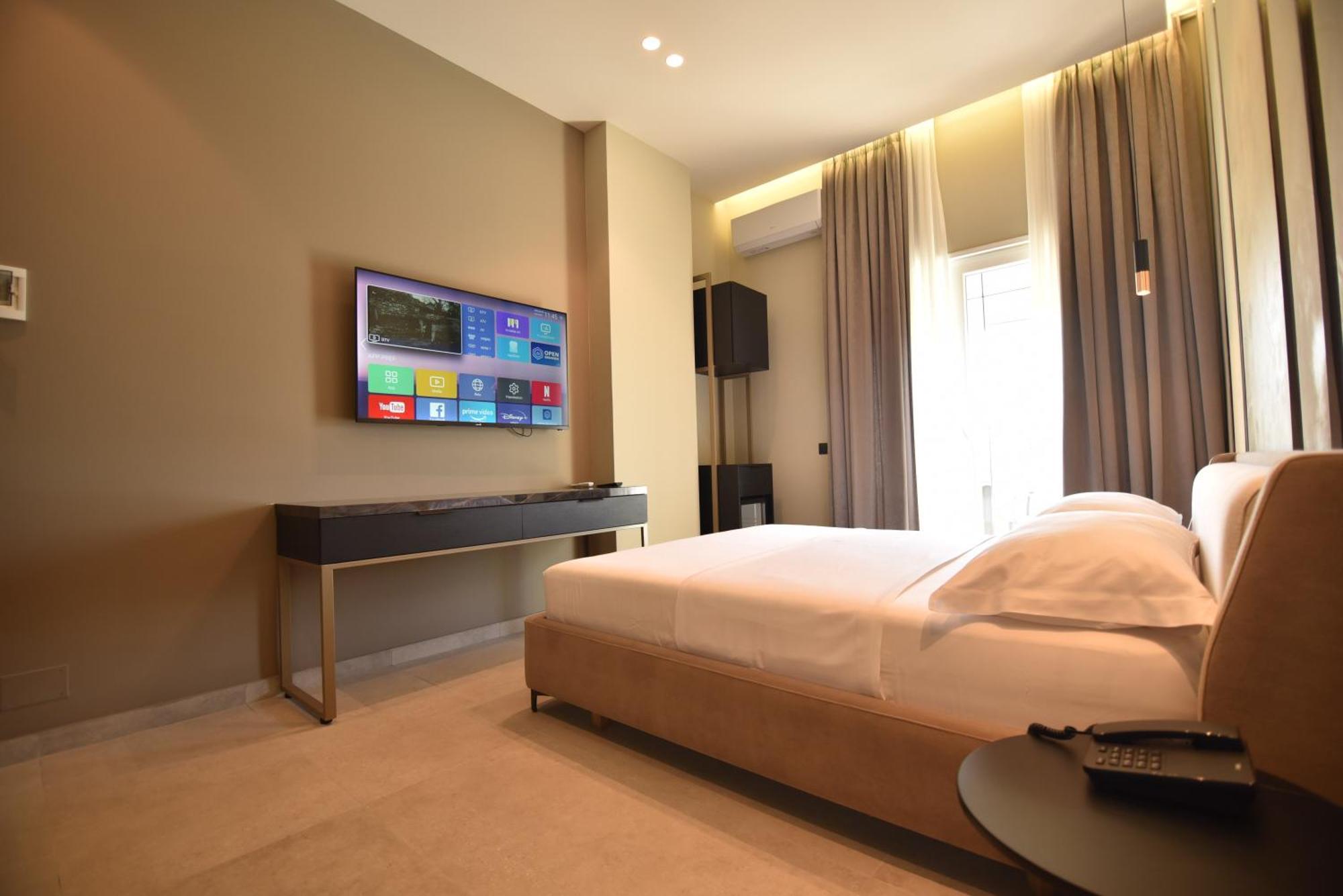 Nuna Hotel Radhimë 部屋 写真